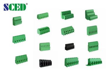 الزاوية اليمنى لمدخل الأسلاك الطرفية بلوك PCB الملعب 3.81mm 300v 10A 2P - 28P