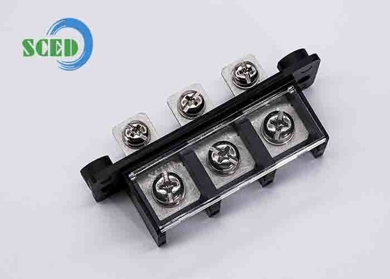 الطول 21.00mm 600V 65A 3P حاجز الحاجز واحد الصف PBT M5 طاقة محطة الحاجز